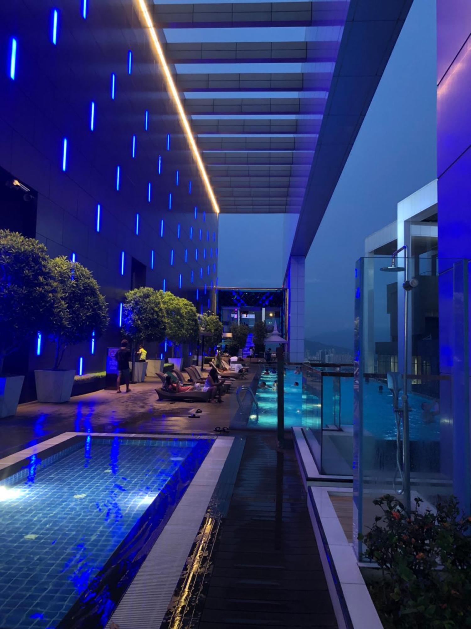 Platinum Klcc Pool View Apartment Kuala Lumpur Exterior photo